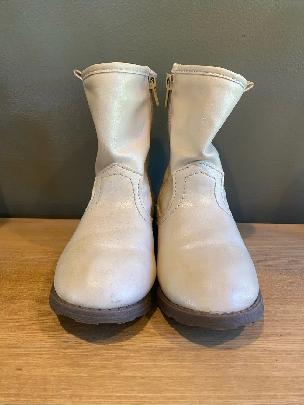 Carter's White Leather Kids Ankle Boots